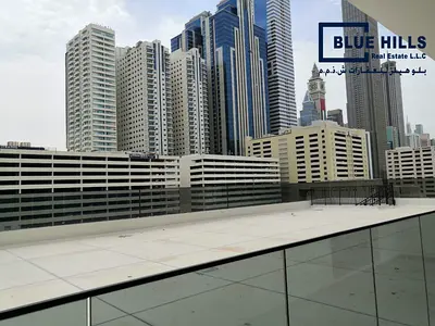 2 BR Apartment with Stunning View in Al Satwa