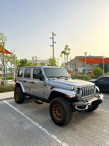 Jeep Wrangler Sahara 2019 American Specs