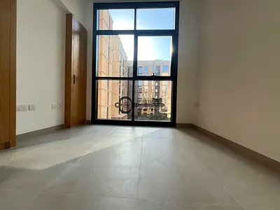 Luxury 3BHK Corner Apartment with Balcony | 4 Washrooms | Pool Gym Parking | Spacious 1470 Sqft Family Home | Prime Location |