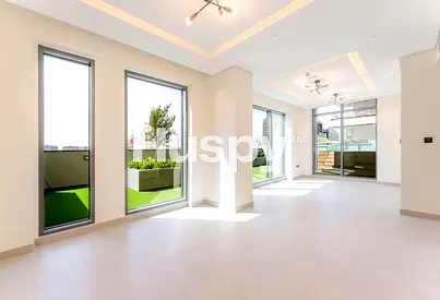 Duplex | Next to Metro | Private Pool
