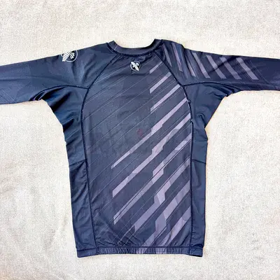 Hayabusa Long Sleeve Compression/Rash Guard Sports Top - Size M