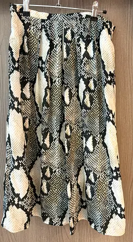 Koton skirt - uk size 8