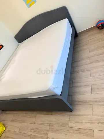 King bed