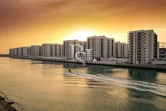 Waterfront Location | 3BR+ Maid | High ROI