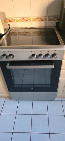 Hoover Ceramic Electric Cooker HVC V64E-S, Stainless Steel and Black, 4 Cooking Zones