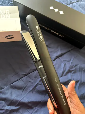 Ikonic Slim Titanium Hair Straightener - Good Condition.sorry for reposting I bought it for 250 aed