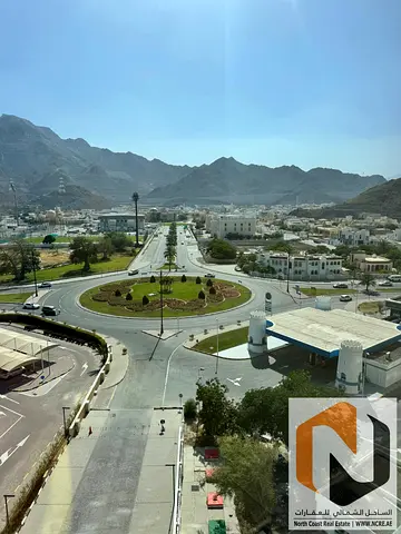 للبيع فيلا مميزة في خورفكان  على دوار الأوشيانيك مباشرة  📍
