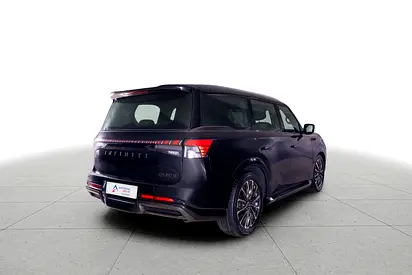 2025 Infiniti QX80 照片 3