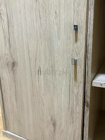 Light Oak Wooden Cabinet / Cupboard - Good Condition