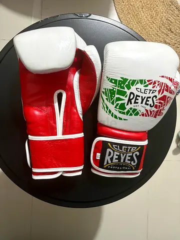 * Cleto Reyes 12oz 🇲🇽 * Cleto Reyes Gloves 🇲🇽 * Reyes 12oz Gloves 🇲🇽 * Cleto Reyes Pro 🇲🇽 *