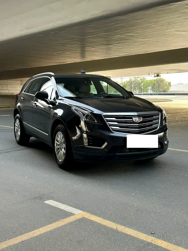 Cadillac XT5 2018 — photo 1 of 20