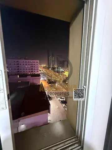 للإيجار الشهري – شقة مفروشة غرفة وصالة في أبراج المهيري – بناية تسهيل