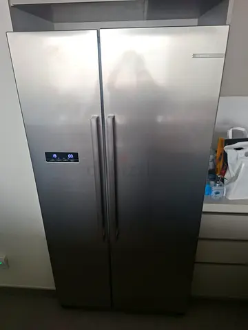 Free Delivery- BOSCH Latest Model Side-by-Side Fridge and Freezer - good working condition