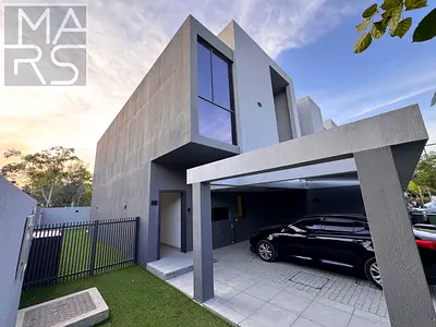 Spacious Corner Unit | 3BR + Maid | Best Deal in Robinia