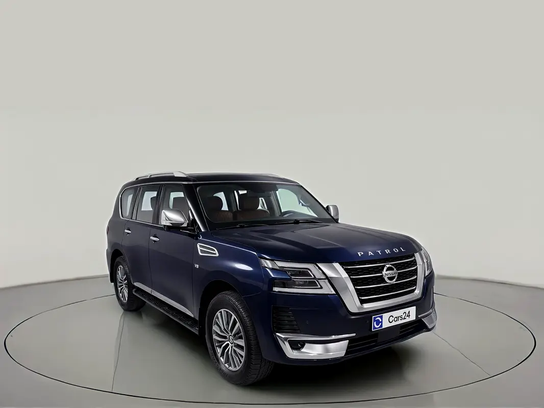 Nissan Patrol 2021 — photo 1 of 13