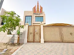 Spacious Renovated Villa well maintained 4Bhk All master bedroom maids , Laundry room 125K