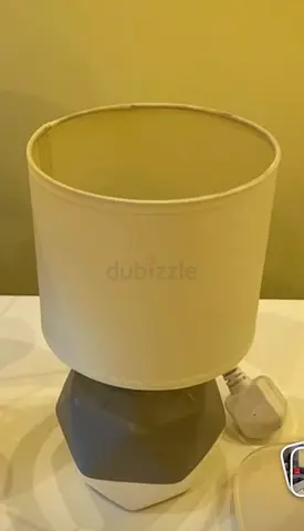 Table lamp