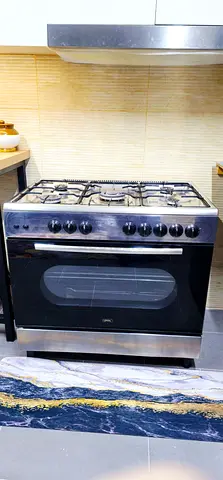 5-burner Gas Range with Built-in Oven - Good Condition