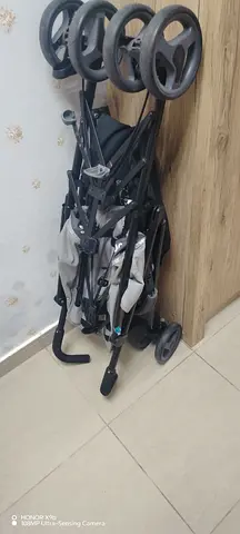 Compact foldable baby stroller (lightweight umbrella stroller)