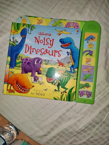 Usborne Noisy Dinosaurs — Sound Book (with sound strip)