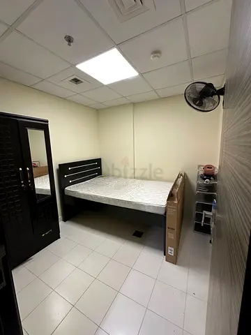 EXECUTIVE LADIES BEDSPACE AVAILABLE – NEAR TO METRO STATION