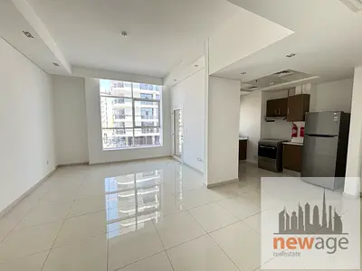 Spacious 1 Bedroom Apartment for Rent in Topaz 3