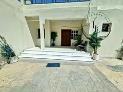 LAHWISH 5 BHK VILLA JUST 95K TWO KITCHENS INSIDE NEW AC PARKING INSIDE