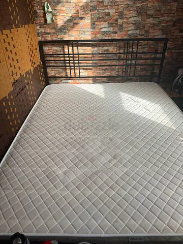 PAN Home metal bed frame with queen mattress big size and thickness