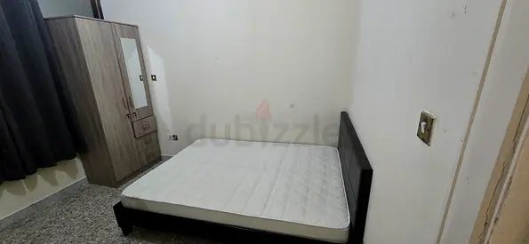 Fully furnished room for working ladies