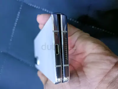 Samsung fold 4 256
