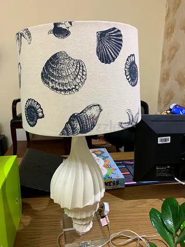 White Shell Table Lamp with Seashell Print Shade - Mint Condition