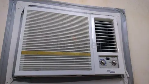 Used window air conditioner - working condition, needs cleaning