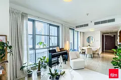 Spacious APT, Burj Khalifa View, Near Metro