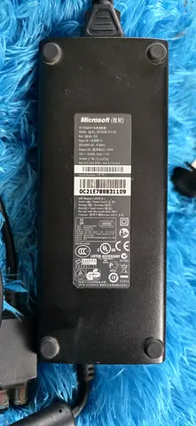 Microsoft Xbox 360 slim power supply