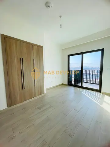 Vacant | Unfurnished | Modern Living