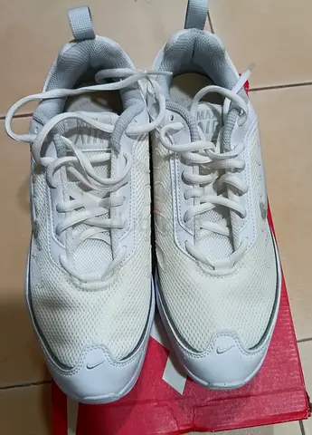 White Nike Air Max mens sneakers, lightly used, size not specified