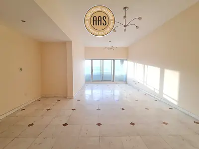 Front of Metro Station | Spacious 2Bed+Store | With All Facilities