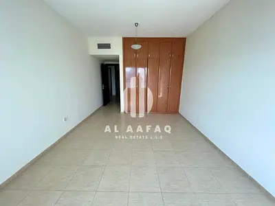 Spacious 3bhk | Master bedroom | Corniche View | Parking free