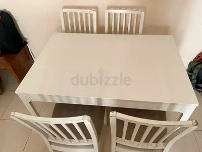 Dining table for sale