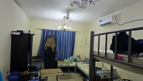 Full room available for rent in Mankhool
