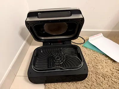 Ninja Foodi MAX Health Grill  Air Fryer 3.8L - Lightly Used