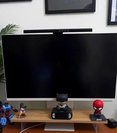 Samsung M8 smart Monitor