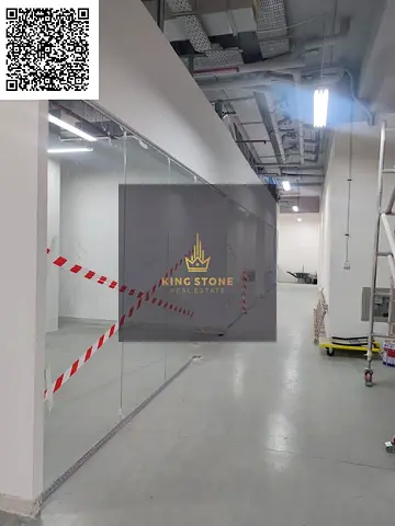 فرصة مميزة للإيجار في شارع الكرامة  محلات تجارية داخل مول جديد بالكامل في موقع حيوي ومميز بمنطقة الكرامة، مناسبة لجميع الأنشطة التجارية.