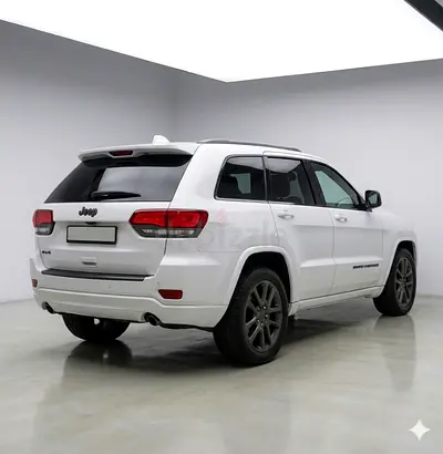 Jeep Grand Cherokee [Limited] | GCC | Under Warranty | Full Agency Service | Lady Driven