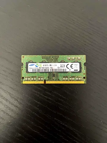 4gb DDR3-1600 SODIMM ram/memory (Samsung)