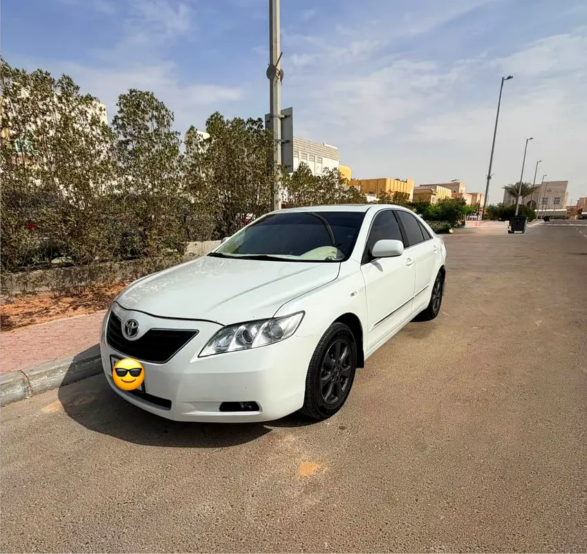 Toyota Camry 2007 — photo 1 of 7