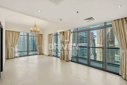 Lake View | Prime Location | High Floor | Corner
