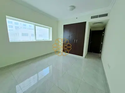 For shearing or business 3bhk with balcony
