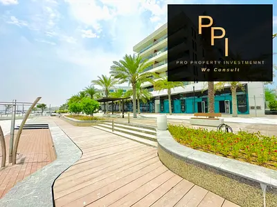 Spacious Layout with Sea View | Vacant Shop | Book Now