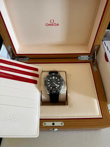 Omega Seamaster SMP300 Full Set Box Papers